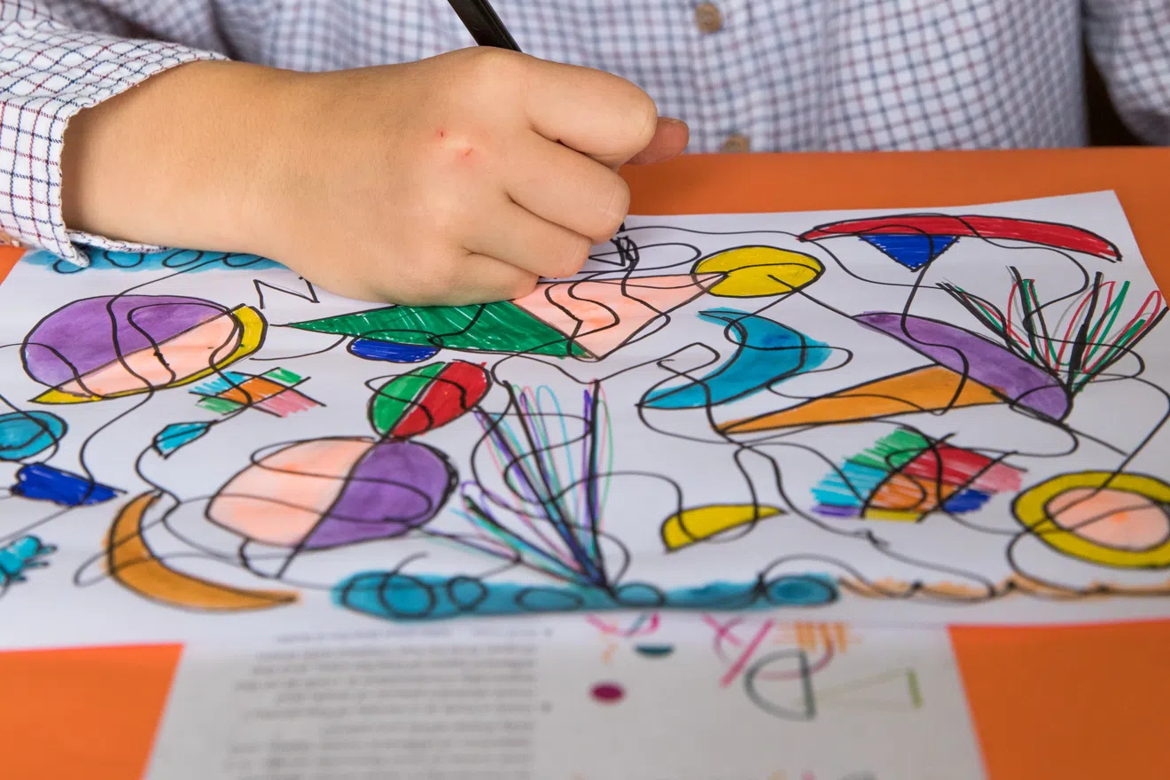 LoLA Lively Lines Art & Craft Projects for Children Inspired by Kandinsky