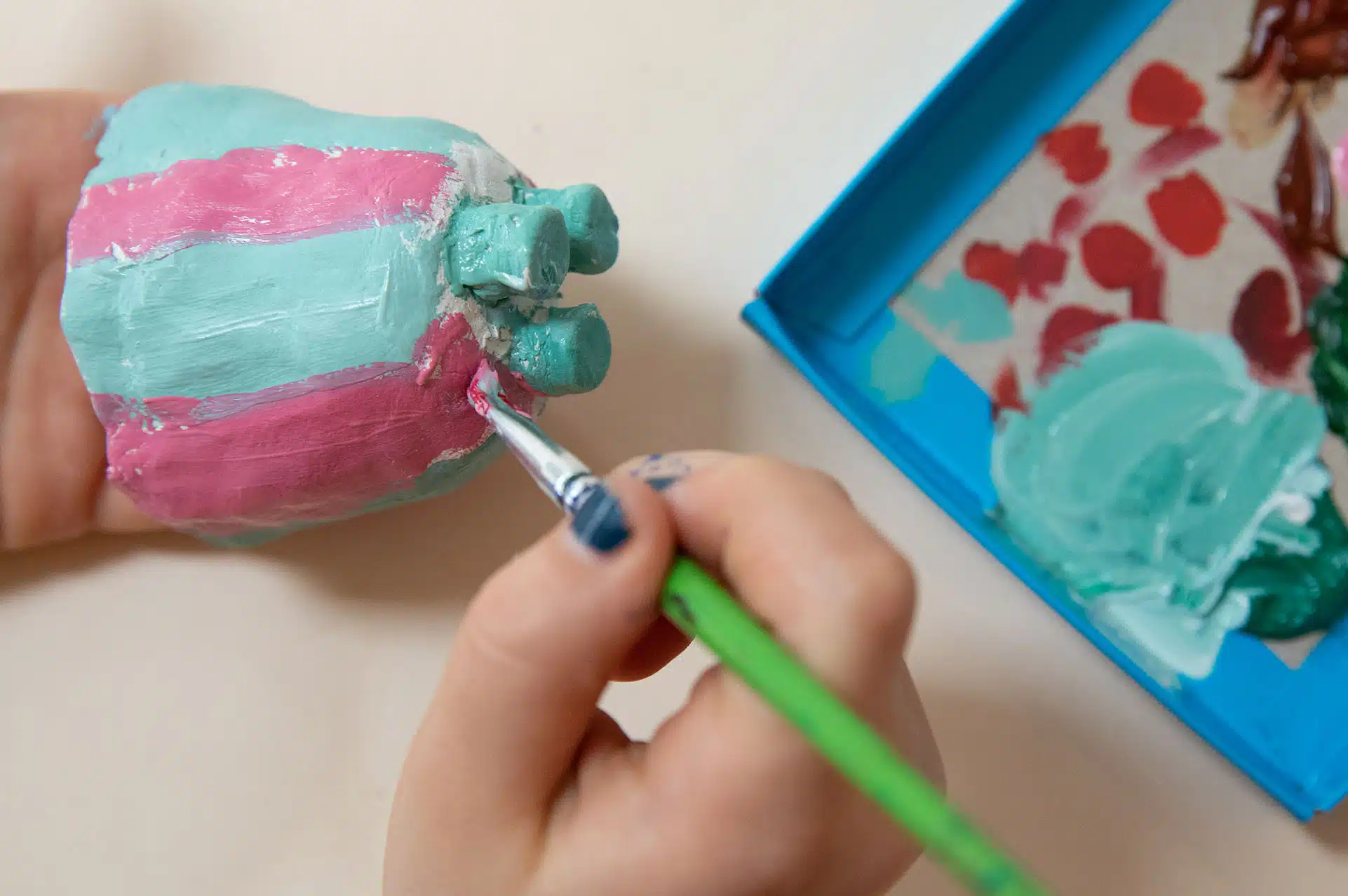 Easter Art Projects for Children Egg Cup
